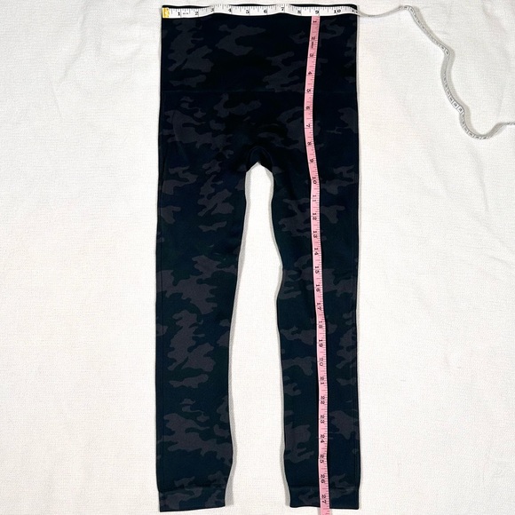 SPANX Camo Camouflage Green Legging Small Seamless - Picture 5 of 5